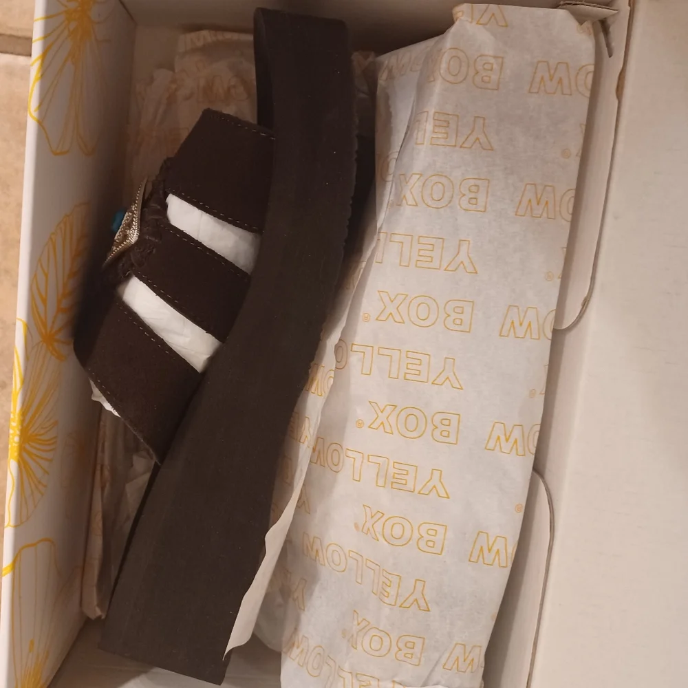 YellowBox Sandals - Picture 2 of 5
